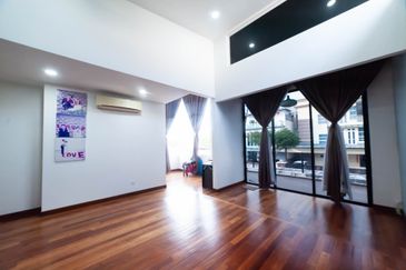 Casa Idaman, Setia Alam