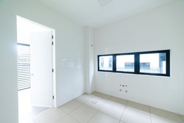 Dremien @ Eco Ardence