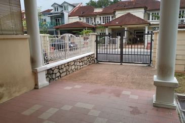 Mutiara Damansara Corner House