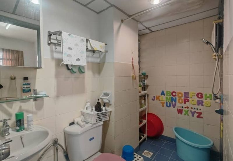 Perdana Exclusive Condominium