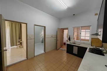 Mutiara Damansara Corner House