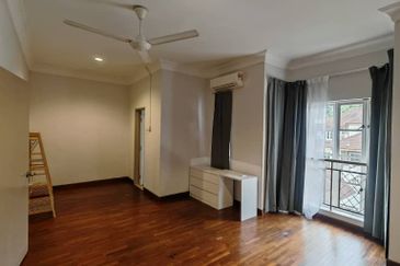 Mutiara Damansara Corner House