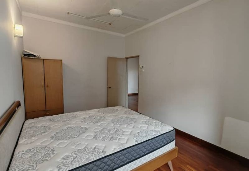 Mutiara Damansara Corner House