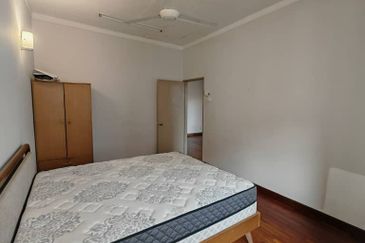 Mutiara Damansara Corner House