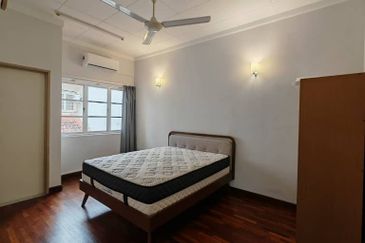 Mutiara Damansara Corner House