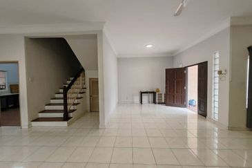 Mutiara Damansara Corner House