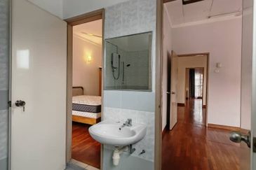 Mutiara Damansara Corner House