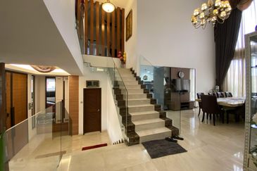 𝗟𝗼𝗰𝗸 𝗦𝘁𝗼𝗰𝗸 & 𝗕𝗮𝗿𝗿𝗲𝗹 - Tip top condition