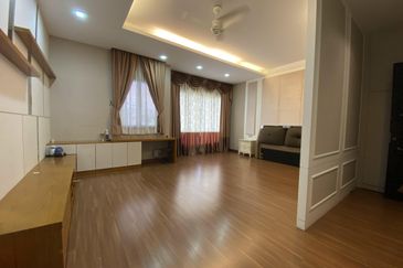 𝗟𝗼𝗰𝗸 𝗦𝘁𝗼𝗰𝗸 & 𝗕𝗮𝗿𝗿𝗲𝗹 - Tip top condition