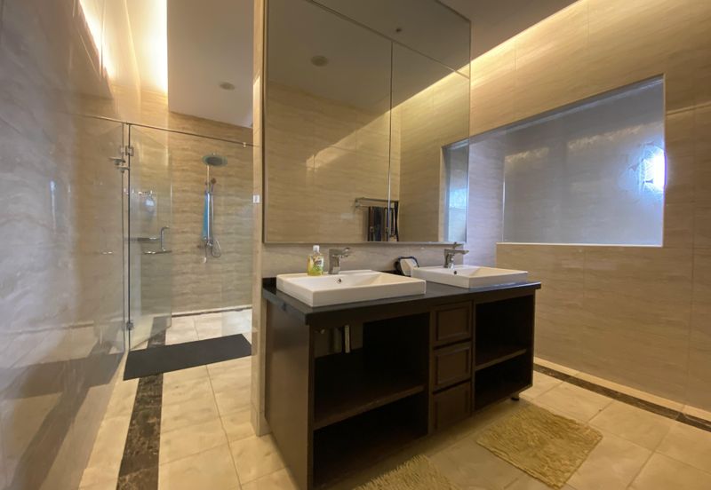 𝗟𝗼𝗰𝗸 𝗦𝘁𝗼𝗰𝗸 & 𝗕𝗮𝗿𝗿𝗲𝗹 - Tip top condition