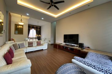 𝗟𝗼𝗰𝗸 𝗦𝘁𝗼𝗰𝗸 & 𝗕𝗮𝗿𝗿𝗲𝗹 - Tip top condition