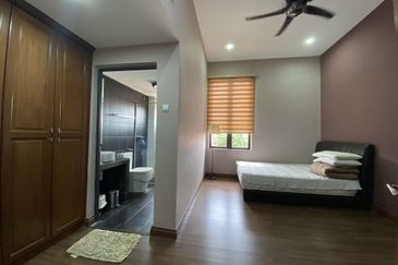 𝗟𝗼𝗰𝗸 𝗦𝘁𝗼𝗰𝗸 & 𝗕𝗮𝗿𝗿𝗲𝗹 - Tip top condition