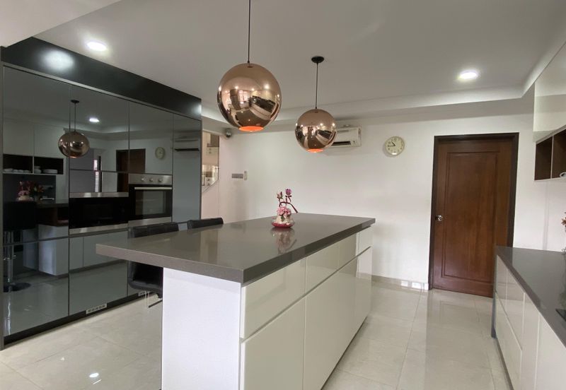 𝗟𝗼𝗰𝗸 𝗦𝘁𝗼𝗰𝗸 & 𝗕𝗮𝗿𝗿𝗲𝗹 - Tip top condition