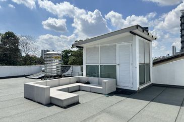 Jalan Taman Bukit Desa