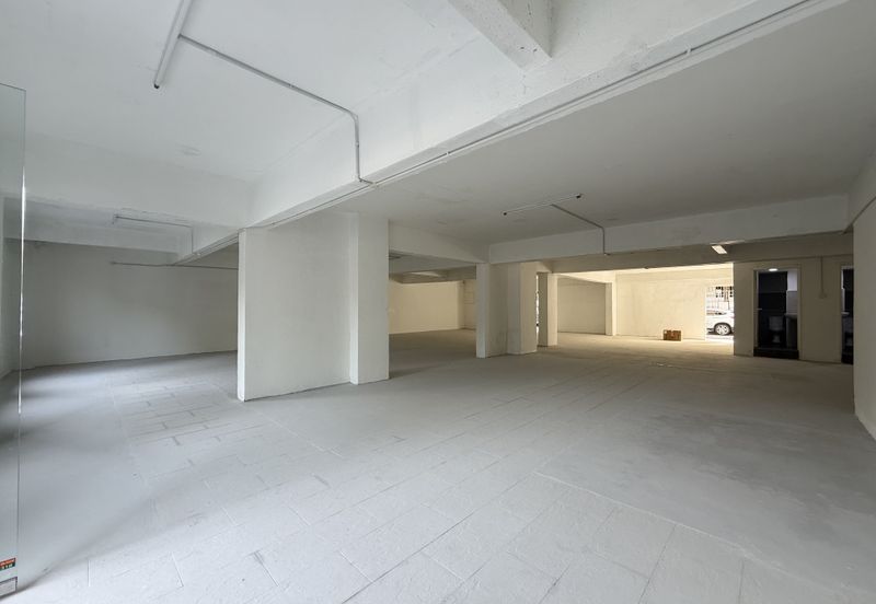 Exclusive: Refurbished Adjoining Shoplots. Full Block Available