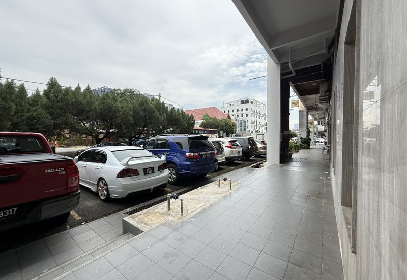 Exclusive: Refurbished Adjoining Shoplots. Full Block Available