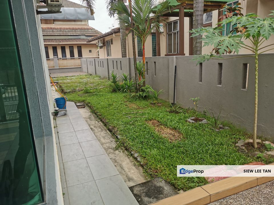 Saujana Akasia, Sungai Buloh 2 sty bungalow for sale Renovated Freehold RM1M, Selangor, Sungai Buloh