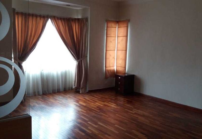 Residency, Kota Damansara