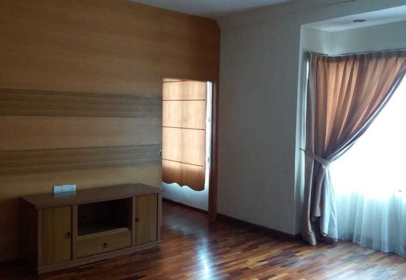 Residency, Kota Damansara