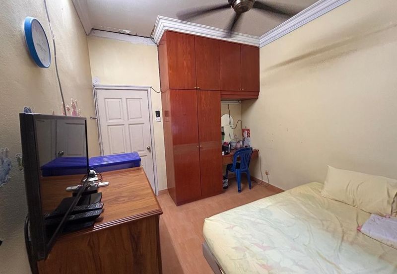 Bandar Sri Damansara house for sale