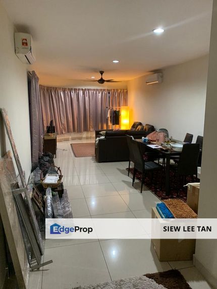 Maisson for rent partly furnished low floor, Selangor, Ara Damansara