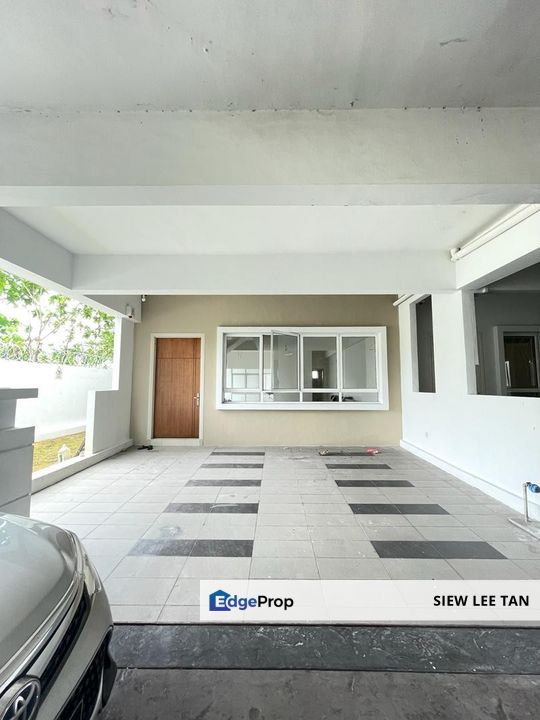 East Utama, Kayu Ara PJ 3 sty house for rent partly furnished RM4600, Selangor, Kayu Ara
