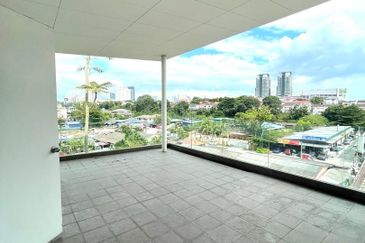 East Utama