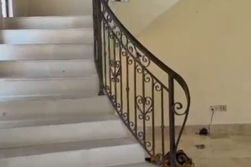 Polo Vista Kota Damansaara 3 sty luxury bunglow fully furnished for rent RM8000