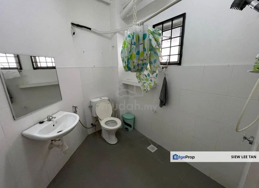 2 sty link in Seksyen 6 Kota Damansara (Cecawi) for rent partly furnished, Selangor, Kota Damansara