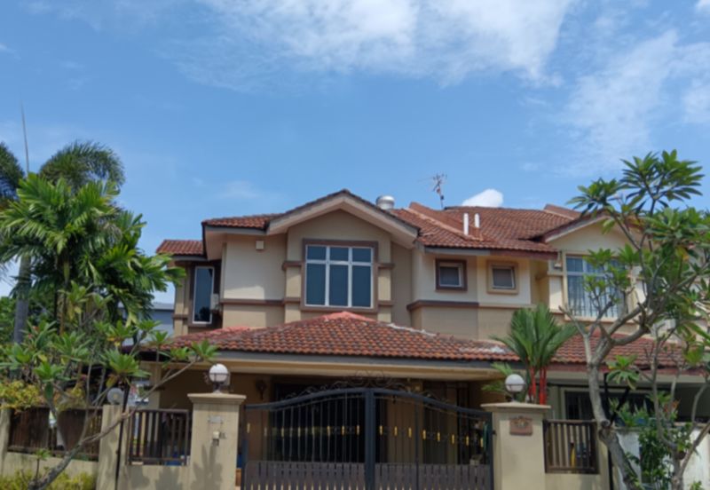 Prime Corner Link 2-Storey For Sale at Taman Putra Prima, Puchong
