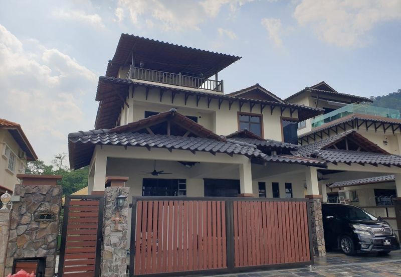 Templer Villas
