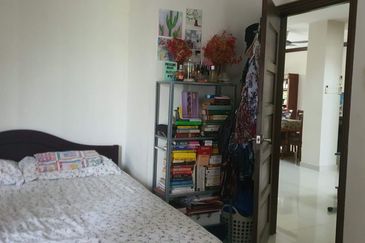 Avenue 6, Bandar Tun Hussein Onn