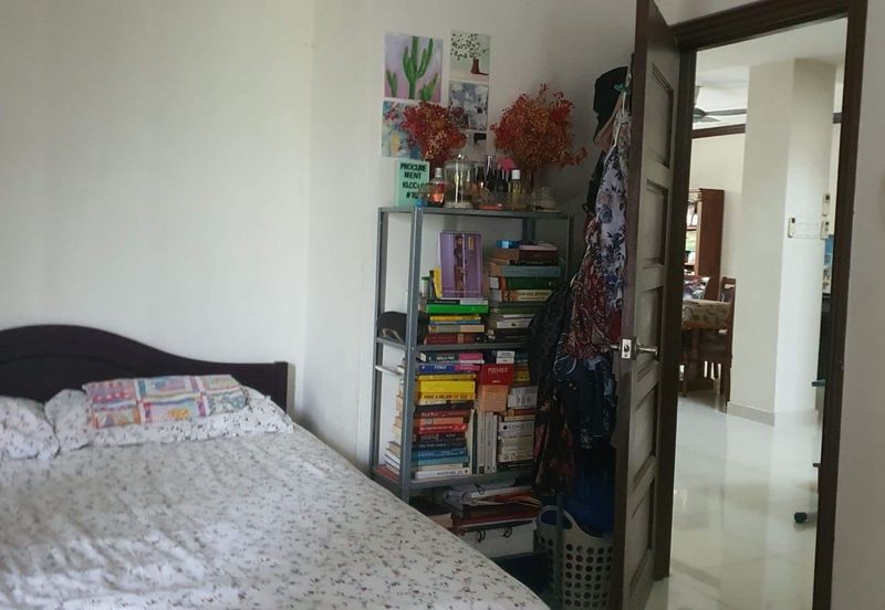 Avenue 6, Bandar Tun Hussein Onn