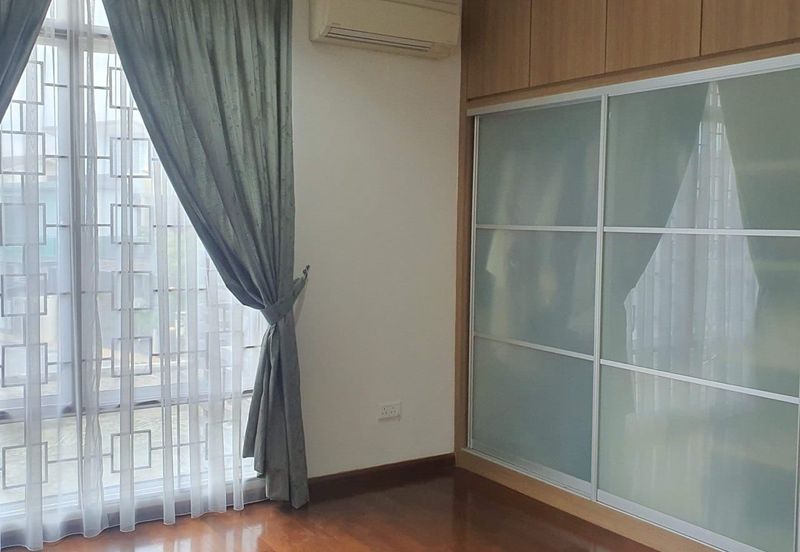 Avenue 6, Bandar Tun Hussein Onn