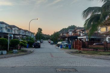 Bukit Jelutong