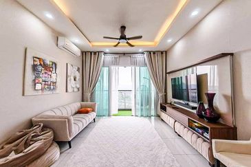 La Thea Residences @ 16 Sierra