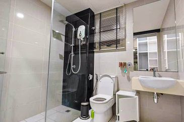 La Thea Residences @ 16 Sierra