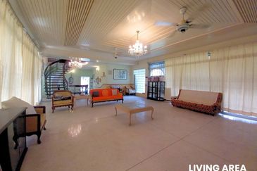 Jalan Bunga Anggerik 2/4 