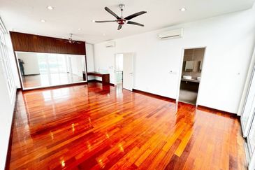 Clover Garden Residences