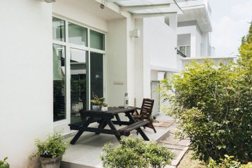 Clover Garden Residences