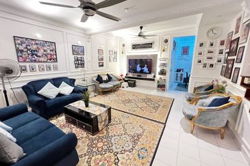 Jalan Anggerik Liparis 31/147