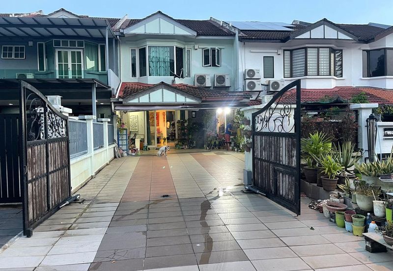 Taman Mutiara Puchong