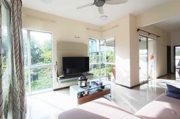 2sty Corner Lot Greeneries Spira Alam Impian