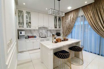 2 Storey Twin Bungalow at Elmina Garden, Denai Alam with Private Pool