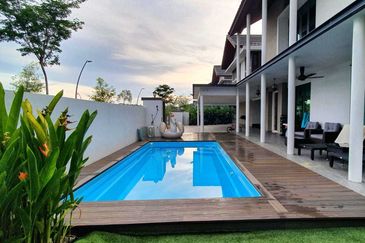 2 Storey Twin Bungalow at Elmina Garden, Denai Alam with Private Pool