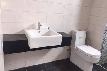 2sty AKASIA U12 Shah Alam PArtly Furnish