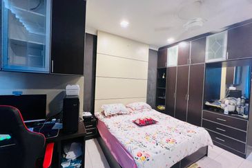 Double Storey Renovated House at Desa Latania Seksyen 36 Shah Alam