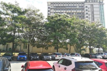 3sty Shoplot Seksyen 7 Tenanted Shah Alam