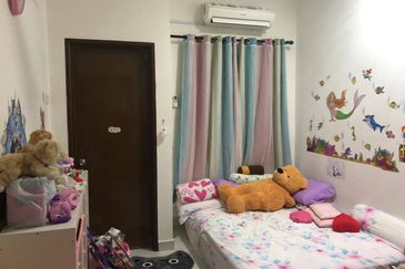 2sty Fully Furnished Seksyen 12 Puncak Alam