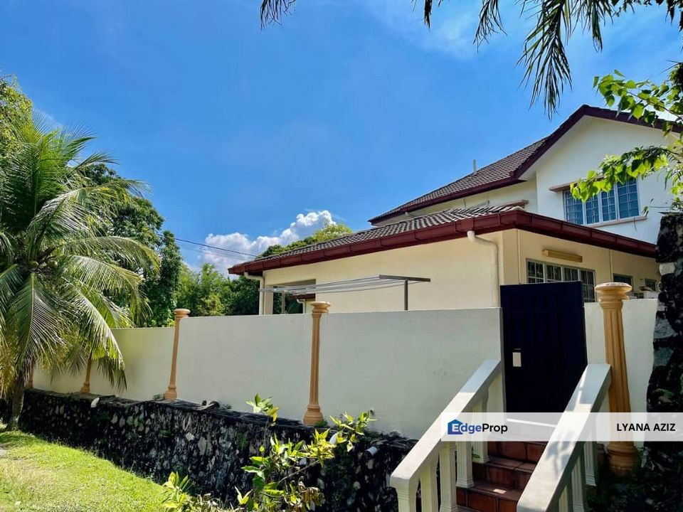 Jalan Tengku Ampuan Basik, Selangor, Shah Alam